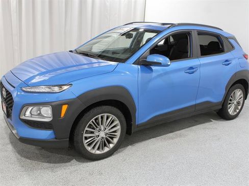Used 2019 Hyundai Kona SEL w/ SEL Tech Package 02 image 3