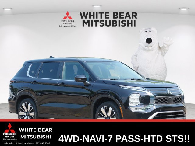 Used 2025 Mitsubishi Outlander SE AWD/4WD image 1