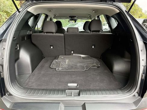 Used 2024 Hyundai Tucson SE image 11