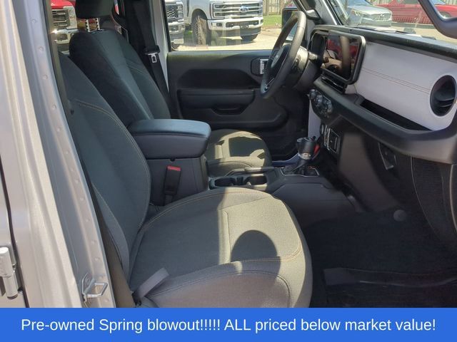 Used 2024 Jeep Wrangler Unlimited Sport AWD/4WD image 42