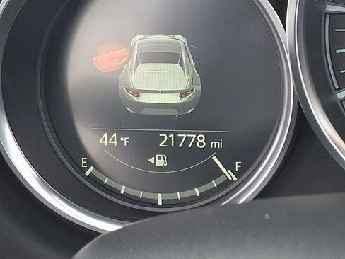 Used 2017 MAZDA MX-5 Miata RF Grand Touring image 18