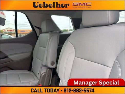 Used 2021 Chevrolet Traverse LT AWD/4WD image 19