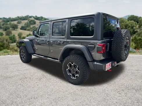 Used 2023 Jeep Wrangler Unlimited Rubicon w/ LED Lighting Group AWD/4WD image 8
