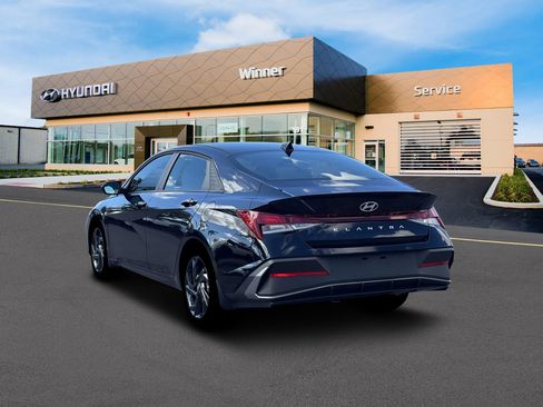 New 2026 Hyundai Elantra Sport FWD image 5