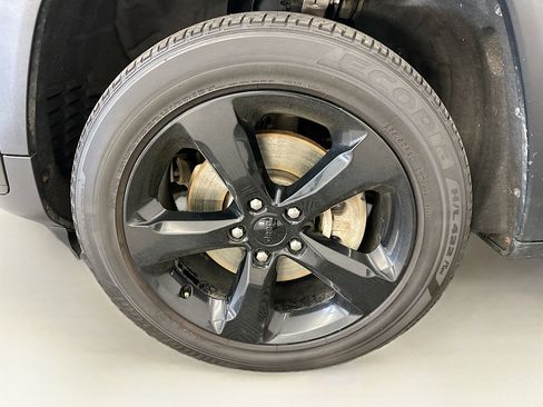 Used 2021 Jeep Grand Cherokee L Laredo AWD/4WD image 36