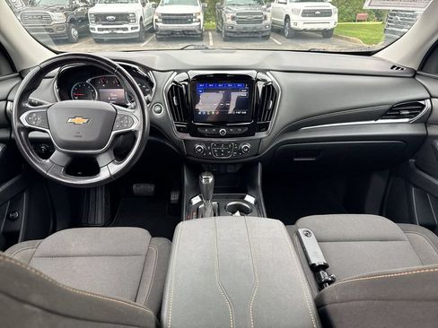 Used 2020 Chevrolet Traverse LT FWD image 10