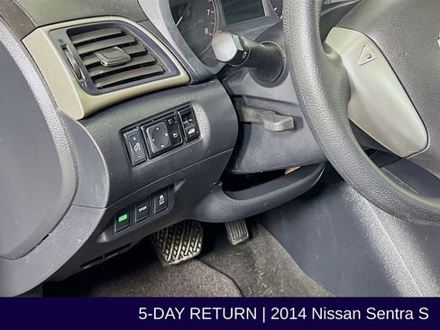 Used 2014 Nissan Sentra S image 12