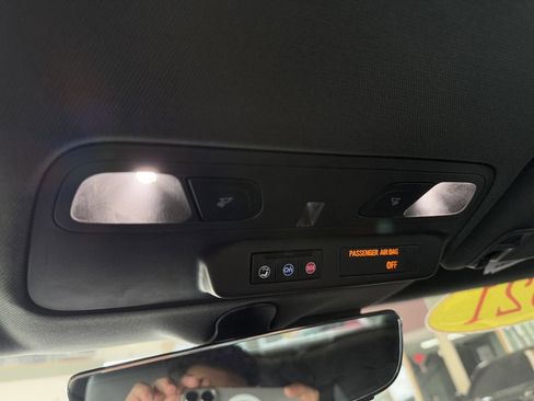 Used 2021 Chevrolet Camaro SS image 55