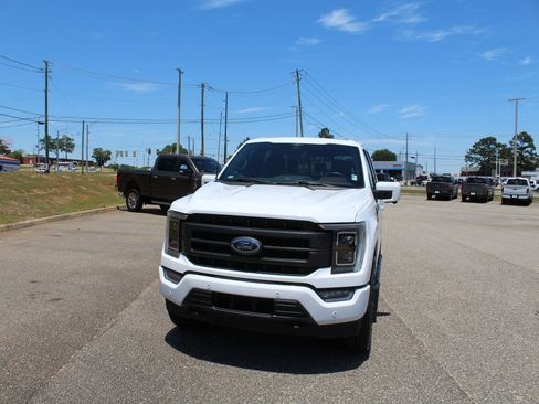Used 2023 Ford F150 Lariat w/ Equipment Group 502A High AWD/4WD image 9