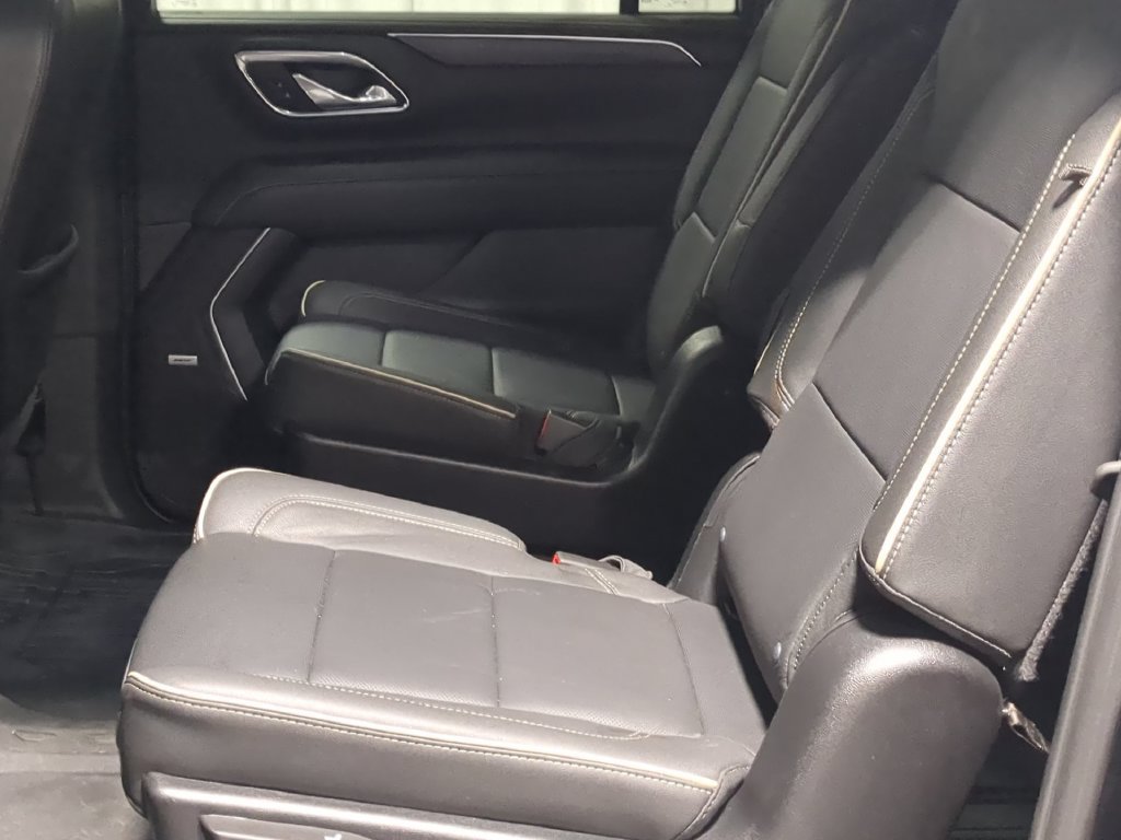 Used 2024 GMC Yukon XL SLT w/ SLT Premium Package AWD/4WD image 23