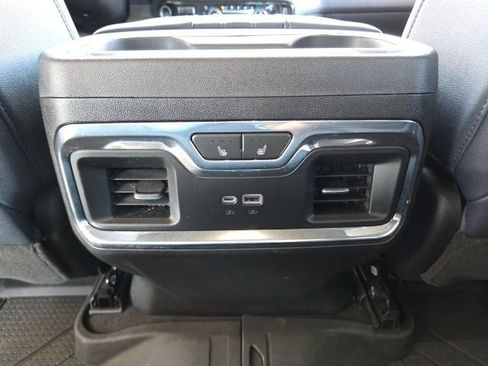 Used 2024 Chevrolet Silverado 1500 High Country AWD/4WD image 15