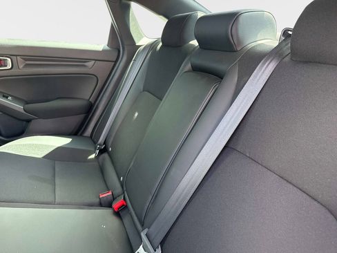Used 2025 Honda Civic Sport image 11
