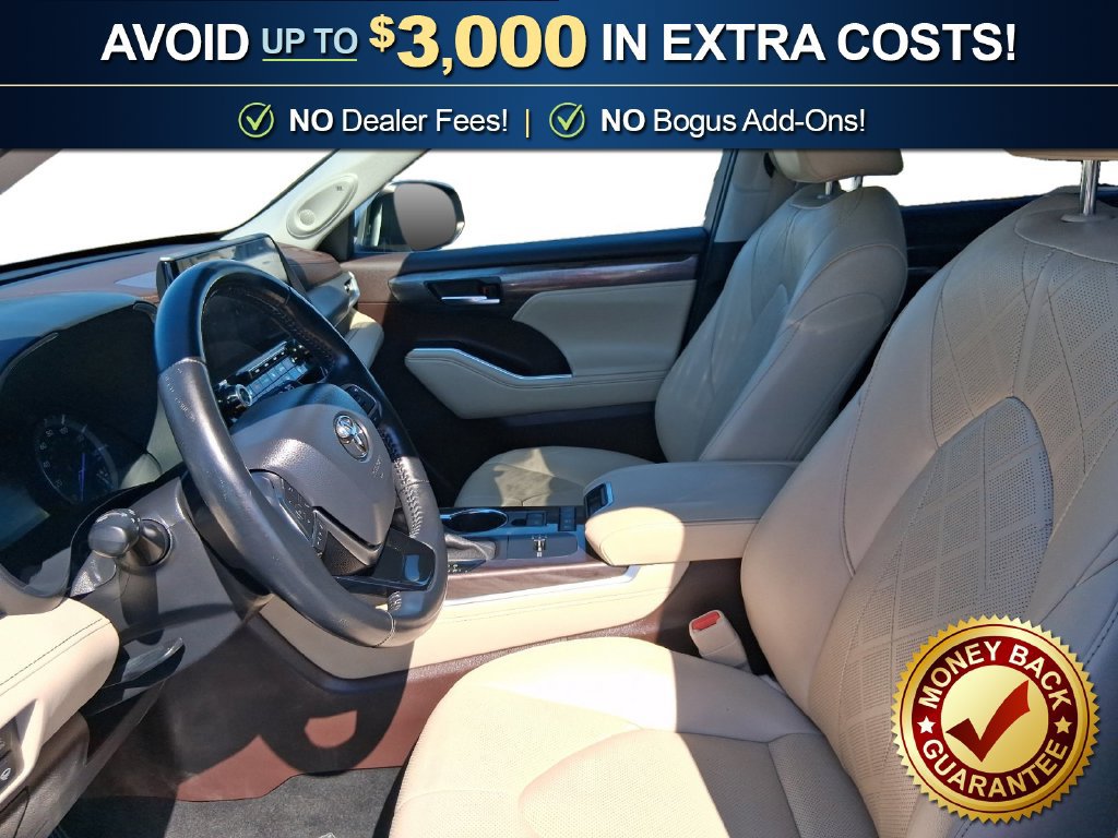 Used 2021 Toyota Highlander Platinum FWD image 14