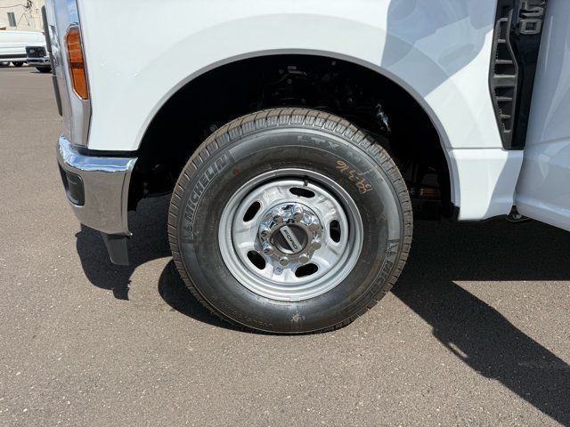 New 2027 Ford F250 XL w/ XL Chrome Package RWD image 25