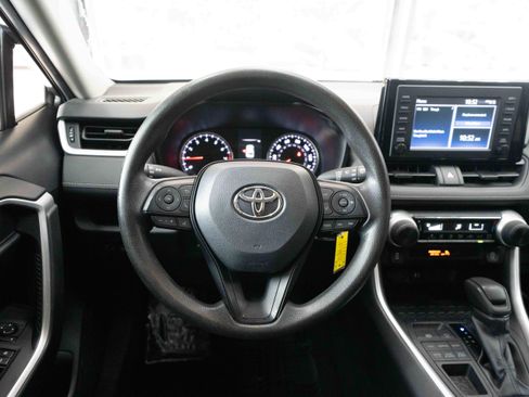 Used 2019 Toyota RAV4 LE w/ All Weather Liner Package AWD/4WD image 21