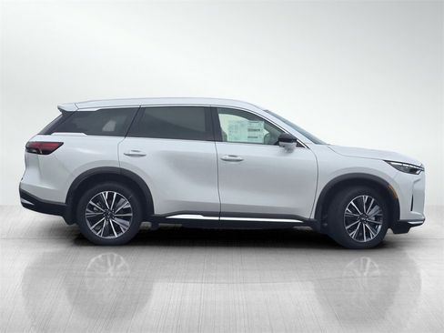 New 2026 INFINITI QX60 Luxe w/ Cargo Package image 3