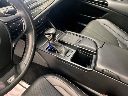 Used 2022 Lexus ES 350 F Sport FWD image 16