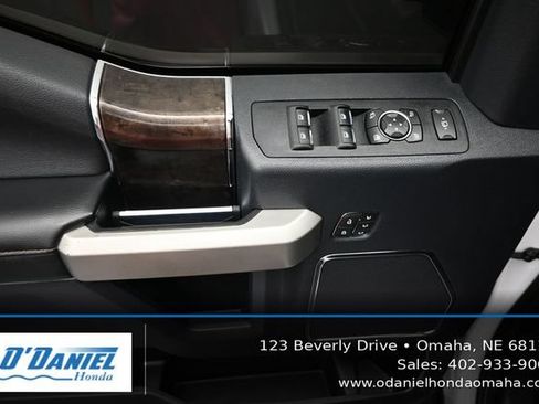 Used 2022 Ford F250 Lariat w/ Lariat Value Package AWD/4WD image 24