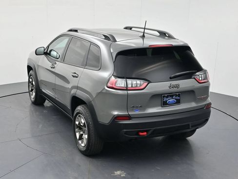 Used 2019 Jeep Cherokee Trailhawk w/ Cold Weather Group AWD/4WD image 40