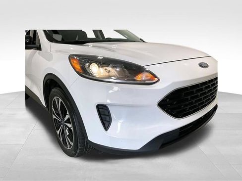 Used 2022 Ford Escape SE w/ SE Sport Appearance Package AWD/4WD image 42
