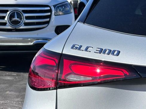 New 2026 Mercedes-Benz GLC 300 4MATIC image 9