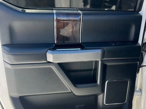 Used 2017 Ford F450 Platinum image 14
