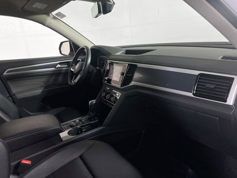 Used 2023 Volkswagen Atlas SEL R-Line image 31