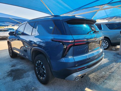 Used 2026 Chevrolet Traverse Z71 AWD/4WD image 3