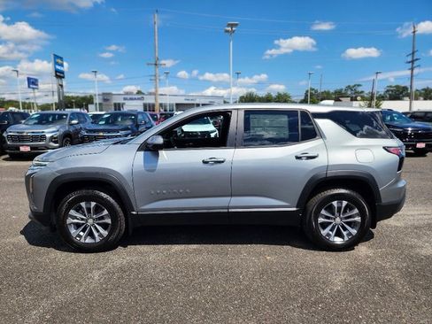 New 2026 Chevrolet Equinox LT w/ Convenience Package II image 9