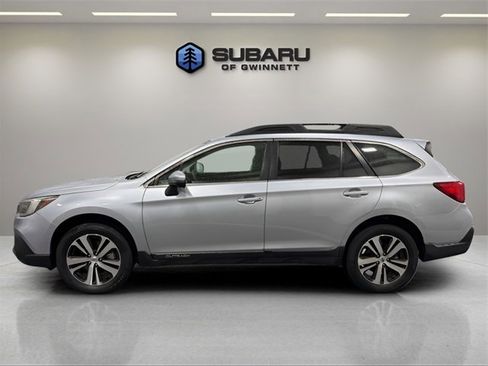 Used 2019 Subaru Outback 2.5i Limited image 2