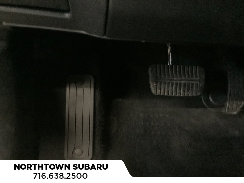 Used 2020 Subaru Outback Premium AWD/4WD image 31