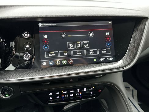 Used 2023 Buick Envision Essence image 18