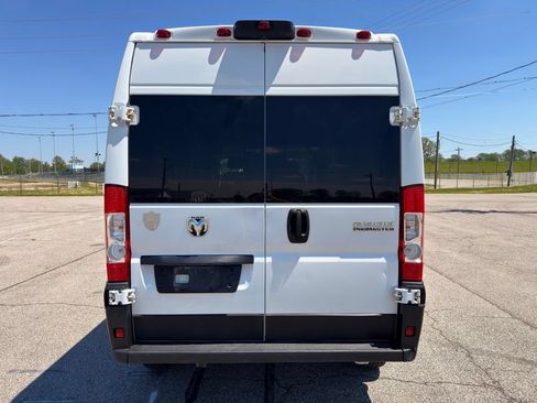 Used 2023 RAM ProMaster 2500 FWD image 9