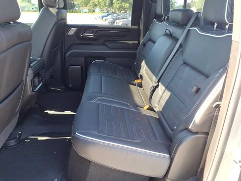 Used 2025 GMC Sierra 2500 AT4X AWD/4WD image 24