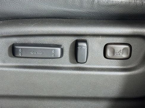 Used 2016 Honda Pilot Touring image 15