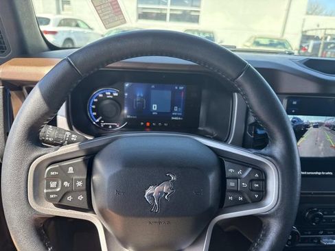 Certified 2023 Ford Bronco Outer Banks AWD/4WD image 32