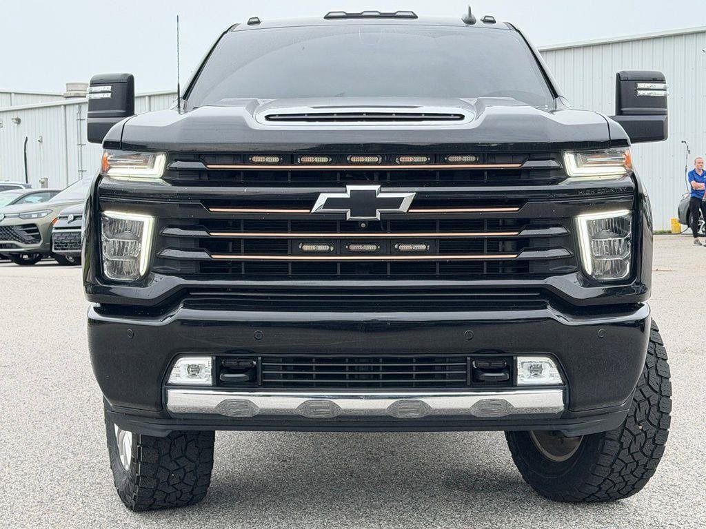Used 2021 Chevrolet Silverado 2500 High Country w/ Z71 Off-Road Package AWD/4WD image 2