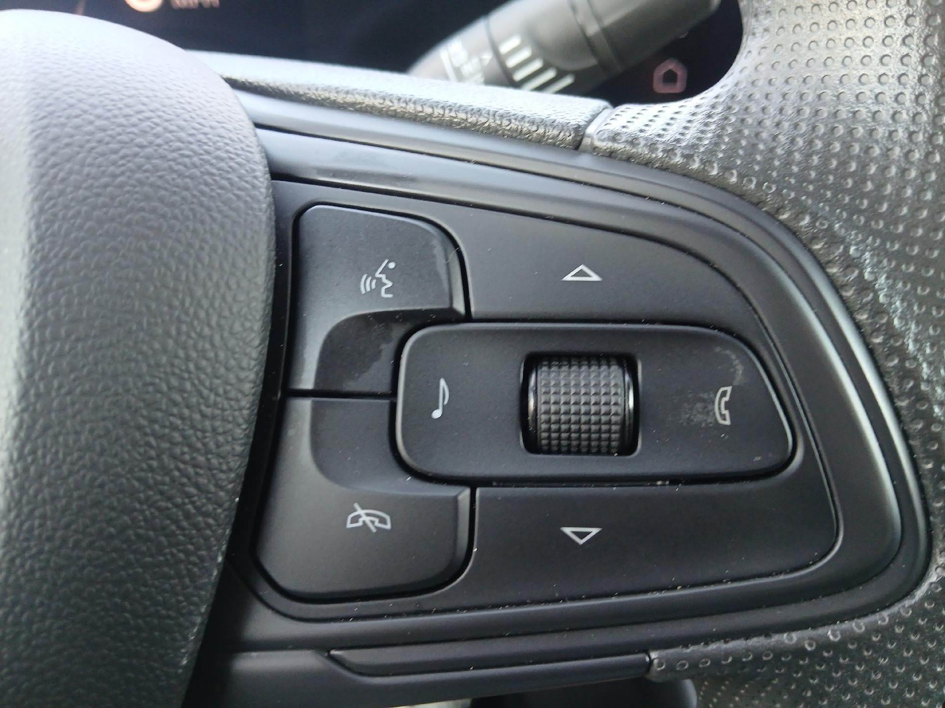 Used 2026 Buick Envista Preferred FWD image 22