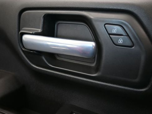 Used 2021 Chevrolet Silverado 1500 Custom Trail Boss image 13