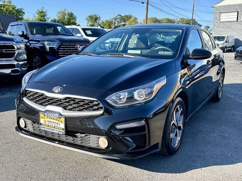 Used 2021 Kia Forte LXS FWD image 3