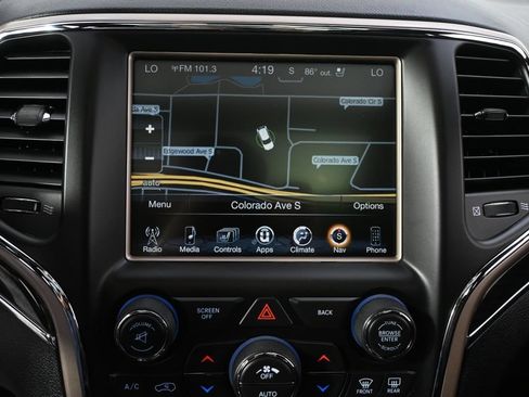 Used 2017 Jeep Grand Cherokee Overland AWD/4WD image 29