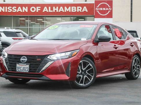 Certified 2024 Nissan Sentra SR w/ SR Premium Package image 2