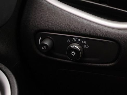 Used 2024 Chevrolet Malibu LT image 19