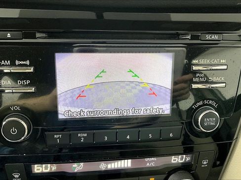 Used 2018 Nissan Rogue Sport SV w/ SV All-Weather Package AWD/4WD image 21