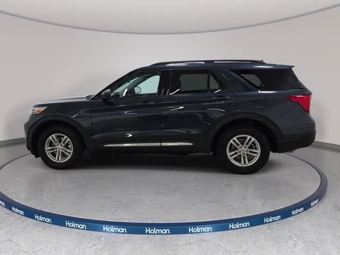 Certified 2023 Ford Explorer XLT w/ Equipment Group 202A AWD/4WD image 9