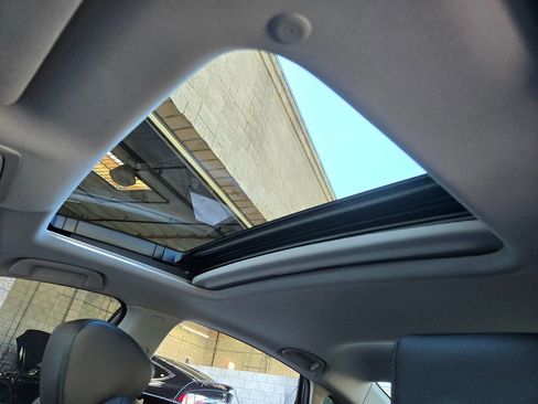 Used 2018 Honda Accord EX-L image 17