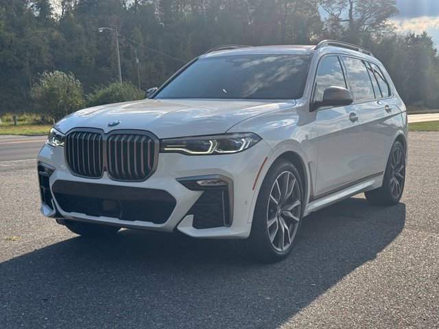Used 2022 BMW X7 M50i AWD/4WD image 3