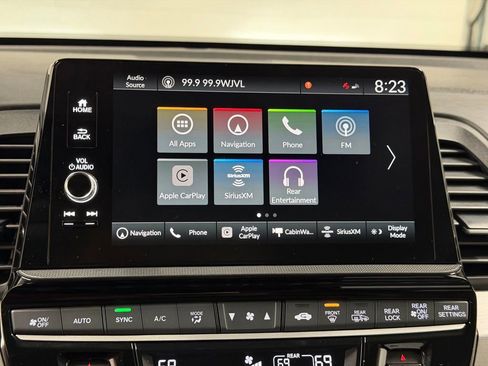 Used 2025 Honda Odyssey Touring image 40