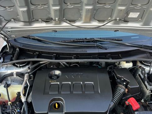 Used 2013 Toyota Corolla LE Special Edition image 6