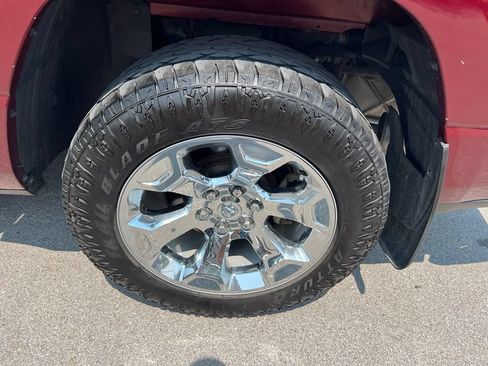 Used 2019 RAM 1500 Big Horn AWD/4WD image 13
